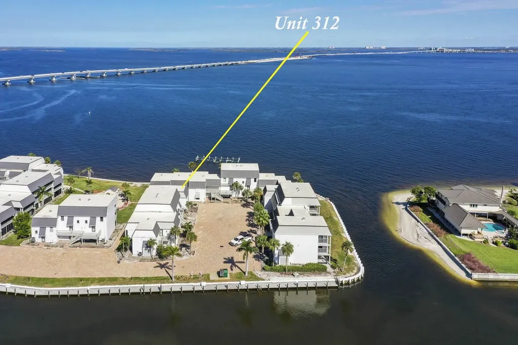 760 Sextant Drive Sanibel FL 33957