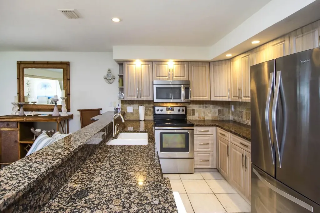 760 Sextant Drive Sanibel FL 33957