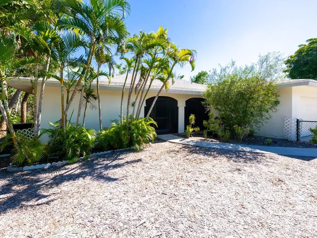 1113 Skiff Place Sanibel FL 33957