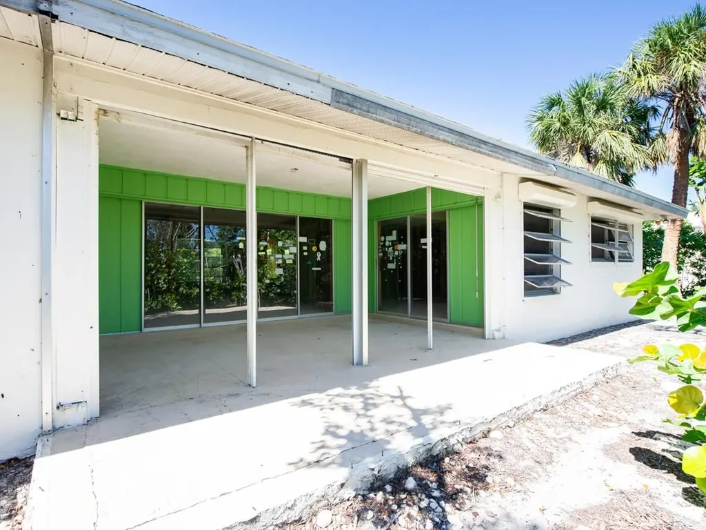 1113 Skiff Place Sanibel FL 33957