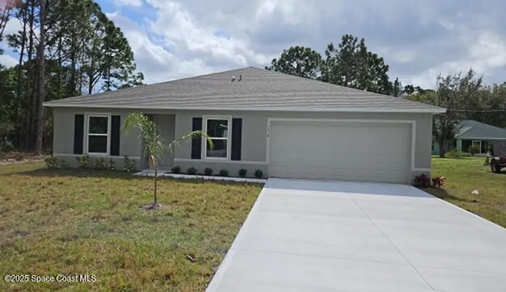 1018 Ray Road SE Palm Bay FL 32909