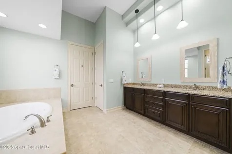 122 Mediterranean Way Indian Harbour Beach FL 32937
