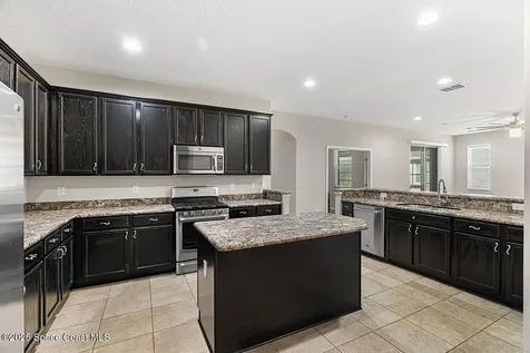 825 Morning Cove Circle SE Palm Bay FL 32909