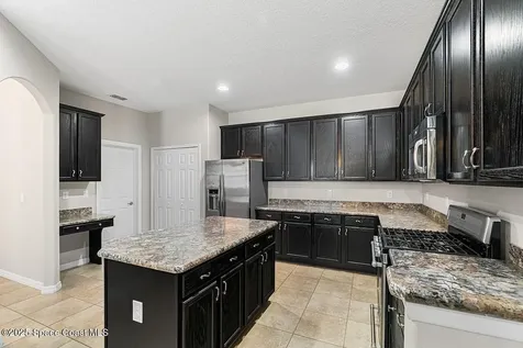 825 Morning Cove Circle SE Palm Bay FL 32909