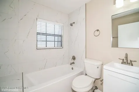 1300 Arlington Lane NE Palm Bay FL 32905