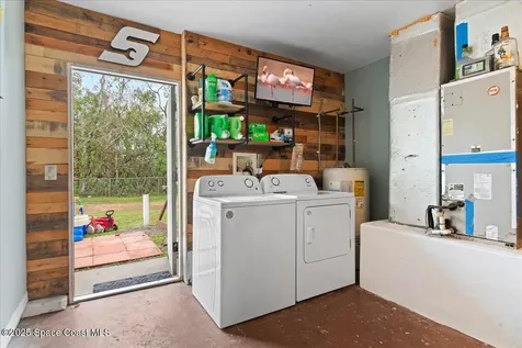 1799 Windsor Avenue SE Palm Bay FL 32909