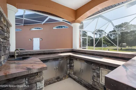 805 Tampa Avenue SE Palm Bay FL 32909