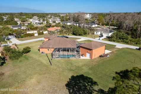 805 Tampa Avenue SE Palm Bay FL 32909
