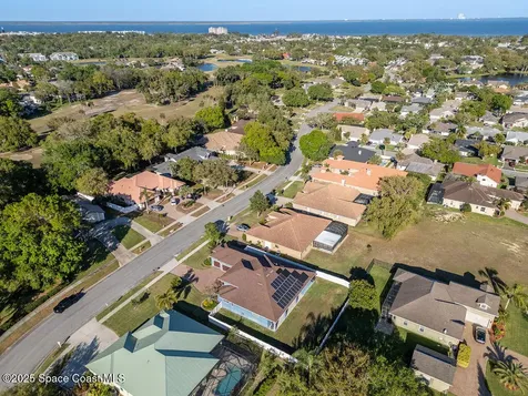 3885 Oakhill Drive Titusville FL 32780