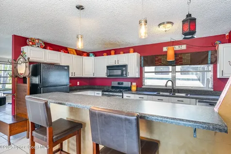 110 Lagoon Avenue Melbourne FL 32901