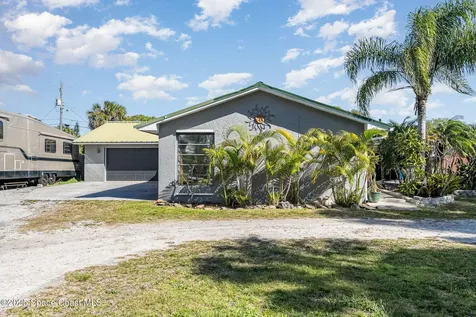 110 Lagoon Avenue Melbourne FL 32901