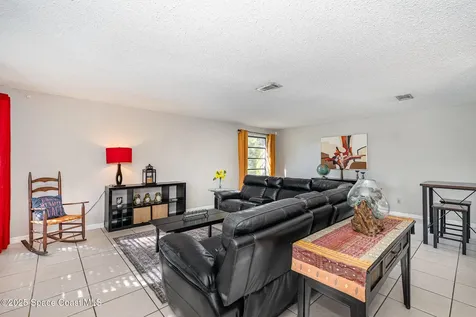 110 Lagoon Avenue Melbourne FL 32901