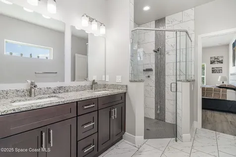 431 Bridgeport Avenue NW Palm Bay FL 32907