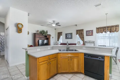251 Mardi Gras Avenue NW Palm Bay FL 32907