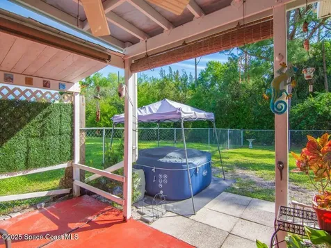 1010 35th Avenue Vero Beach FL 32960