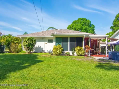 1010 35th Avenue Vero Beach FL 32960