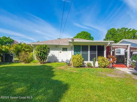 1010 35th Avenue Vero Beach FL 32960
