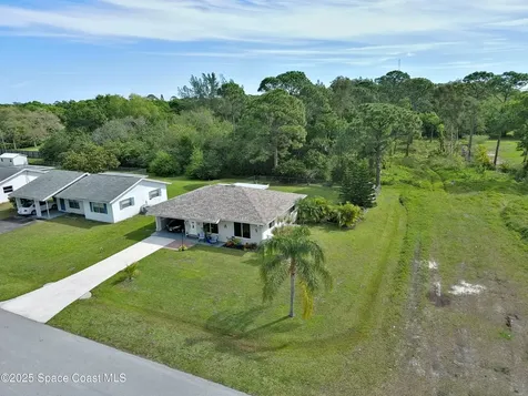 1010 35th Avenue Vero Beach FL 32960