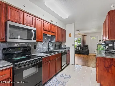 1010 35th Avenue Vero Beach FL 32960
