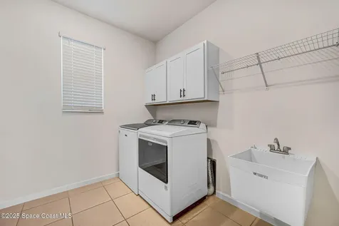 275 Loymer Circle Merritt Island FL 32953