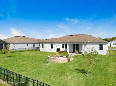 275 Loymer Circle Merritt Island FL 32953