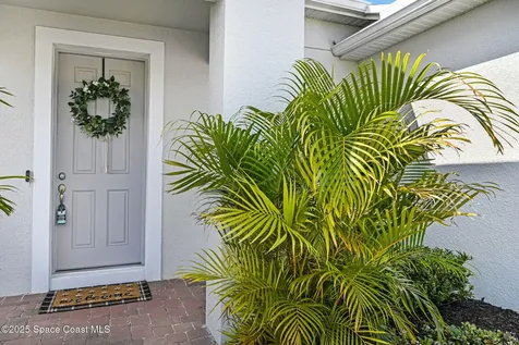 275 Loymer Circle Merritt Island FL 32953