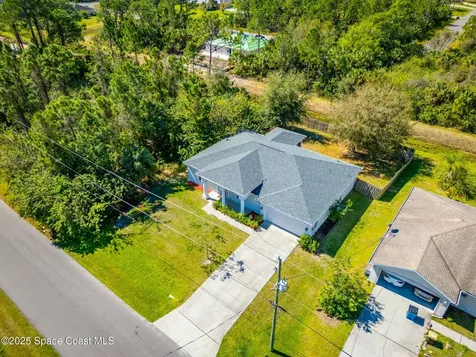 2674 Lakeland Avenue SW Palm Bay FL 32908