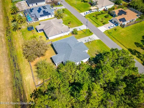 2674 Lakeland Avenue SW Palm Bay FL 32908
