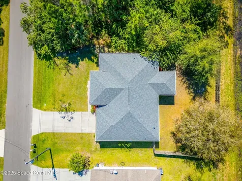2674 Lakeland Avenue SW Palm Bay FL 32908
