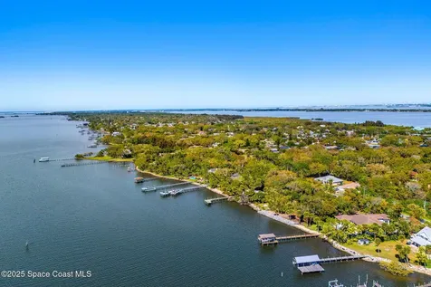 3835 S Tropical Trail Merritt Island FL 32952
