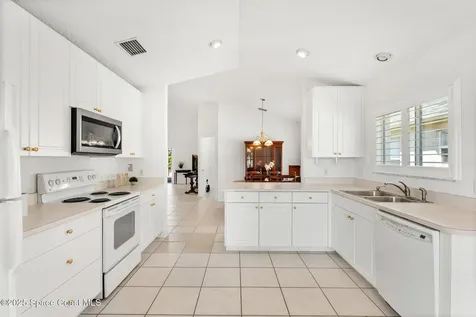 981 Indian Oaks Drive Melbourne FL 32901