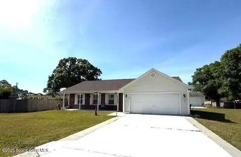 504 Elizabeth Street SE Palm Bay FL 32909