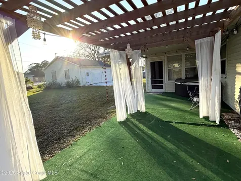 504 Elizabeth Street SE Palm Bay FL 32909