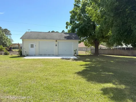 504 Elizabeth Street SE Palm Bay FL 32909