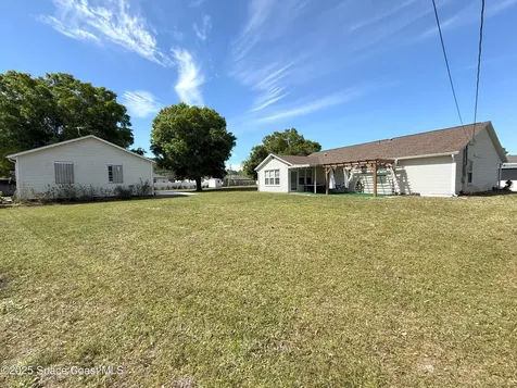 504 Elizabeth Street SE Palm Bay FL 32909