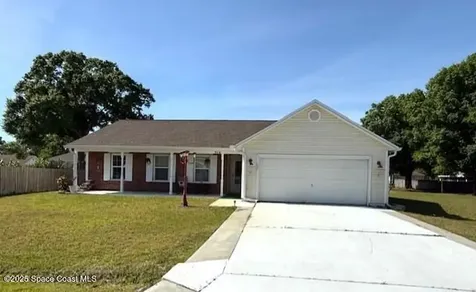 504 Elizabeth Street SE Palm Bay FL 32909