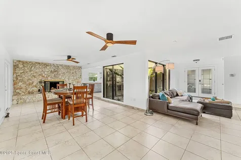 4405 Country Road Melbourne FL 32934