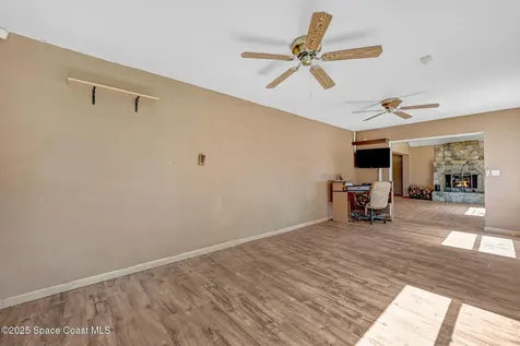1070 Brickell Street SE Palm Bay FL 32909