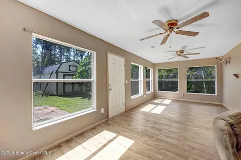 1070 Brickell Street SE Palm Bay FL 32909
