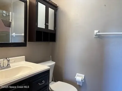1070 Brickell Street SE Palm Bay FL 32909