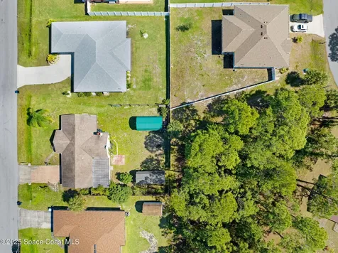 1070 Brickell Street SE Palm Bay FL 32909