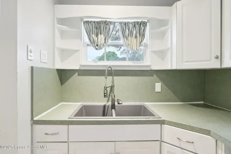 1049 George Avenue Rockledge FL 32955