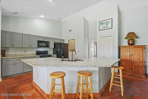 2048 Thesy Drive Melbourne FL 32940