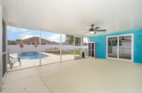 1750 Macklin Street NW Palm Bay FL 32907