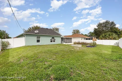1750 Macklin Street NW Palm Bay FL 32907