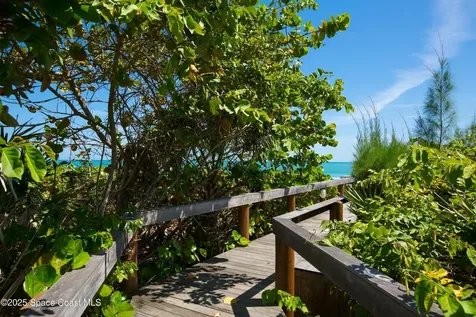2218 E Ocean Oaks Lane Vero Beach FL 32963