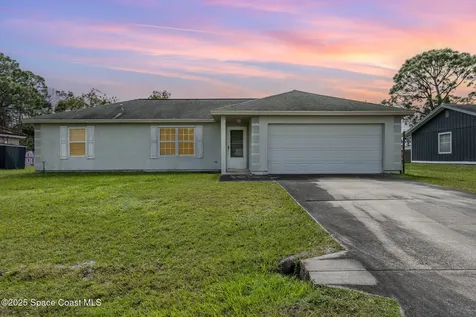 1112 Malone Street NW Palm Bay FL 32907