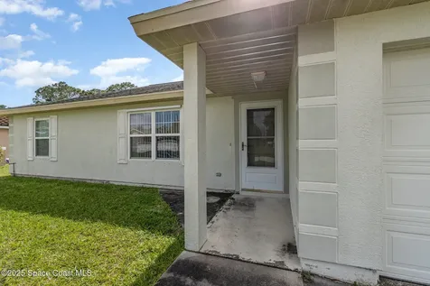 1112 Malone Street NW Palm Bay FL 32907