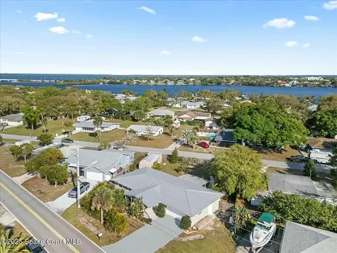9905 Holly Street Sebastian FL 32976