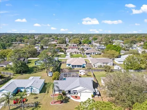 814 Hanau Avenue NW Palm Bay FL 32907